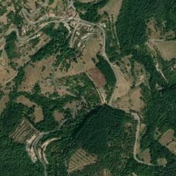 Vue de Aire de stationnement camping-cars des Nonières