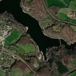 Vue de Aire de camping-car à Lacapelle-Viescamp