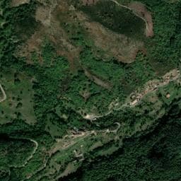 Vue de Aire de stationnement camping-cars du Chambon