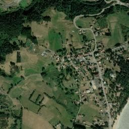 Vue de Aire de camping-car communale Le Lac-d'Issarlès