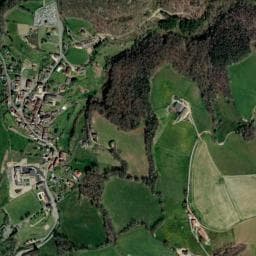 Vue de Aire de camping-car à Leynhac (2)