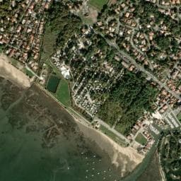 Vue de Camping Le Coq Hardi - Vagues Océanes
