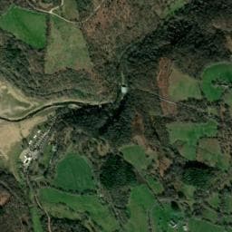 Vue de Aire de camping-car à Campouriez