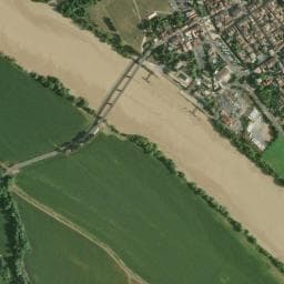 Vue de Aire de camping-car de Cadillac-sur-Garonne