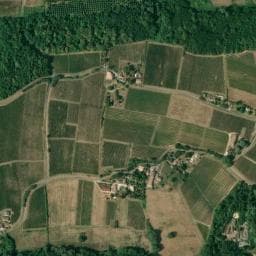 Vue de Aire de camping-car du Château Haut-Pradot
