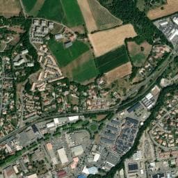 Vue de Aire de camping-car à La Bâtie-Vieille (2)