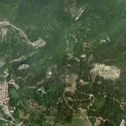 Vue de Aire de camping-car à Saint-Pierre-d'Argençon (2)