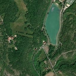 Vue de Toilettes publiques du Lac Vert