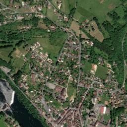 Vue de Aire d'accueil et de services de Puy-l'Evêque