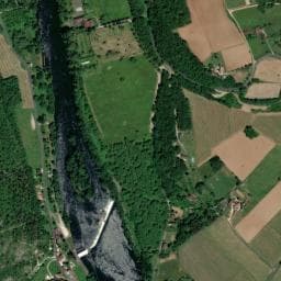 Vue de Aire de camping-car à Labastide-du-Vert