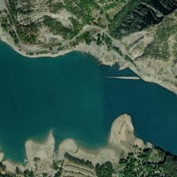 Vue de Camping Huttopia Lac de Serre-Ponçon