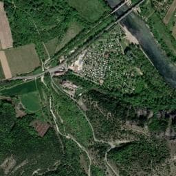 Vue de Camping RCN la Bastide en Ardèche