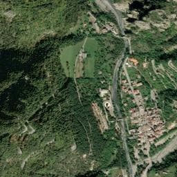 Vue de Aire de camping-car à Sausses