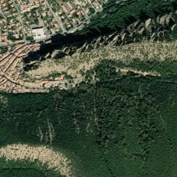 Vue de Camping municipal la Pinède