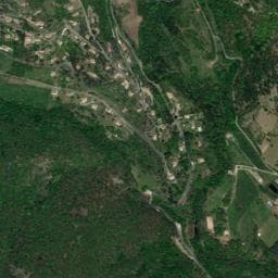 Vue de Aire de camping-car à Aulas (2)