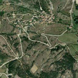 Vue de Aire de camping-car à Rougon