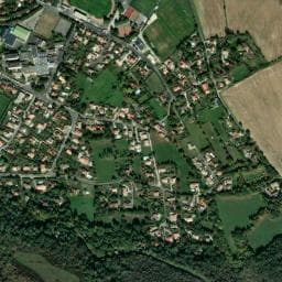 Vue de AIRE DE CAMPING-CARS DU ROY DES EAUX