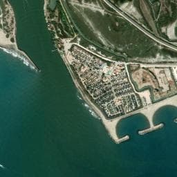 Vue de Aire de camping-cars Plage Ouest