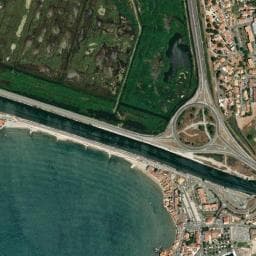Vue de Aire de camping-car à Fos-sur-Mer