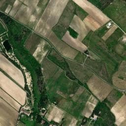 Vue de AIRE DE STATIONNEMENT POUR CAMPING-CARS - TOUR DE RISSAC