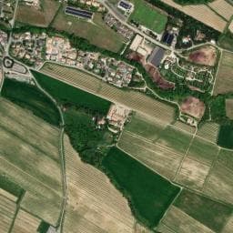 Vue de Aire de camping-car de Cazilhac, cité de Carcassonne