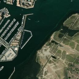 Vue de Aire Des Quatre Vents Gruissan Port
