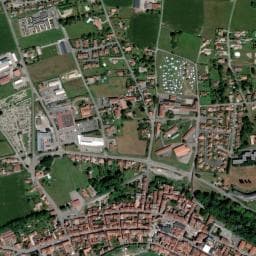 Vue de AIRE DE STATIONNEMENT CAMPING CAR