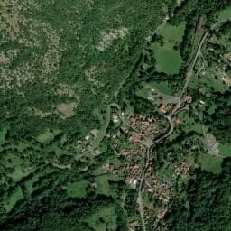 Vue de Aire de camping-car à Mauléon-Barousse