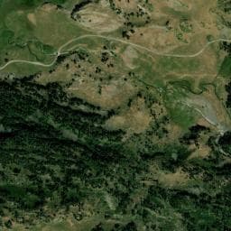 Vue de Refuge Plan d'Estan (abri de la Besurta)