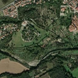 Vue de Camping *** Les Casteillets