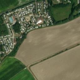 Vue satellite de L'Espace Vert des Trémières à Saint-Quentin-en-Tourmont