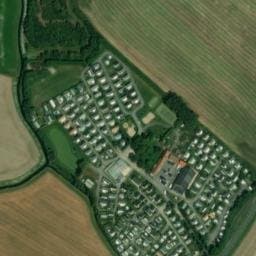 Vue satellite de Aire de camping-car à Favières (2) à Favières