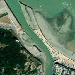 Vue satellite de Aire de camping-cars Saint-Valery-en-Caux à Manneville-ès-Plains