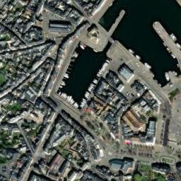 Vue satellite de Parking Cours des Fossés à Honfleur