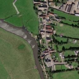 Vue satellite de Insolite > Le Lit à Roulotte à Liesville-sur-Douve