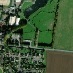 Vue satellite de Aire de camping-car communale du Parc de l'Edit à Courseulles-sur-Mer à Saint-Aubin-sur-Mer