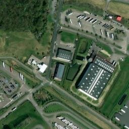 Vue satellite de Aire de camping-car d'Heudebouville à Vironvay