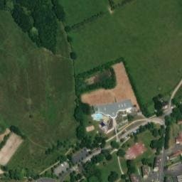 Vue satellite de Parking nuit — Falaise à Falaise
