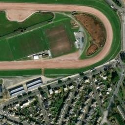 Vue satellite de Aire de camping-car à Le Minihic-sur-Rance à Le Minihic-sur-Rance
