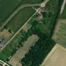 Vue satellite de Parking du Parc naturel régional Normandie-Maine à Carrouges à Carrouges