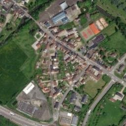 Vue satellite de Aire de service "Camping La Prairie" à Le Mêle-sur-Sarthe