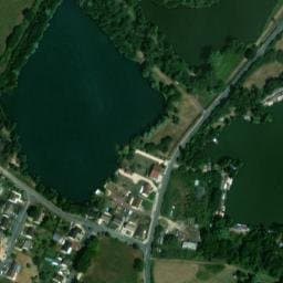 Vue satellite de Aire de camping-car à La Loupe à Fontaine-Simon
