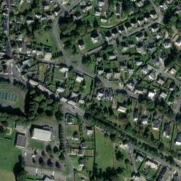 Vue satellite de Aire de stationnement de Quintin à Lanfains