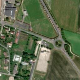 Vue satellite de Aire de camping-car à Milly-la-Forêt à Milly-la-Forêt