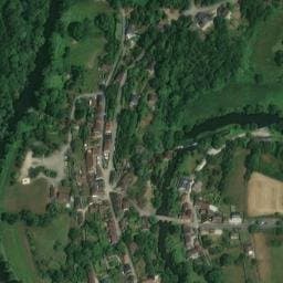 Vue satellite de Parking camping cars – Saint-Céneri-le-Gerei à Moulins-le-Carbonnel