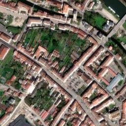 Vue satellite de Aire de camping-car à Charmes à Charmes