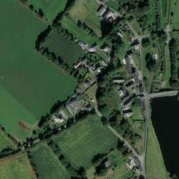 Vue satellite de Aire de pique-nique et de stationnement de l'étang du Pas à Lanfains