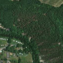 Vue satellite de Aire de camping-car Camping des Alpes Mancelles à Saint-Léonard-des-Bois