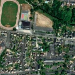 Vue satellite de BORNE DE SERVICE CAMPING-CAR à Montsûrs