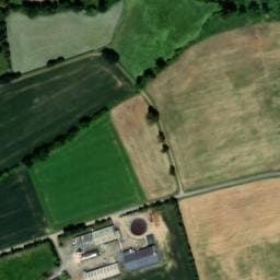 Vue satellite de Aire de stationnement à la ferme à Souillé